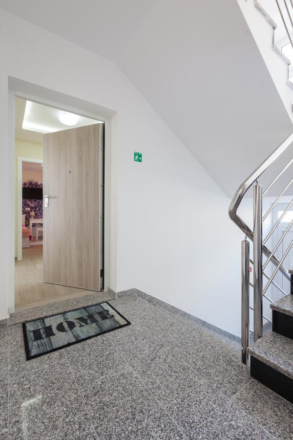 Apartment Ivana.R Макарска Екстериор снимка